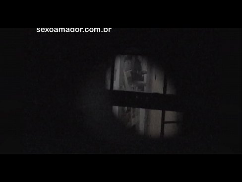 ❤️ Blondie bliver hemmeligt videooptaget af en voyeur fra nabolaget gemt bag hule mursten ️❌  Sex at da.assay-define-smartlink.ru ❌️❤