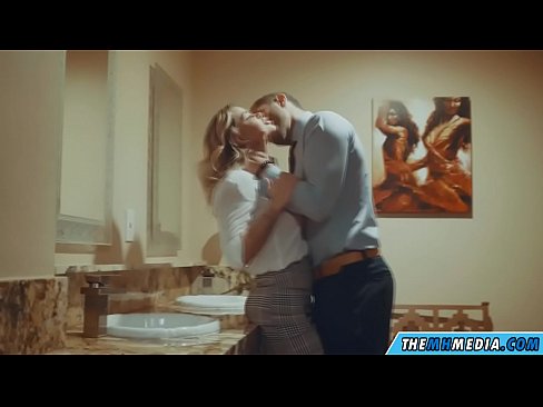 ❤️ Når en barmfagre blondine forfører dig på et offentligt toilet ️❌ Sex at da.assay-define-smartlink.ru ❌️❤